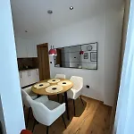 Lam Apartment *
